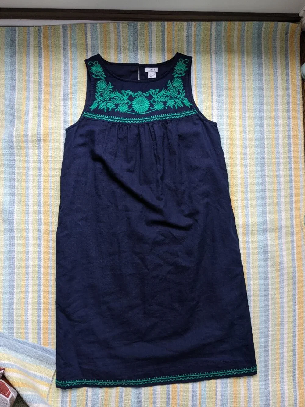 ⭐ J. Crew Navy & Green embroidered Linen-blend tank shift dress XXS